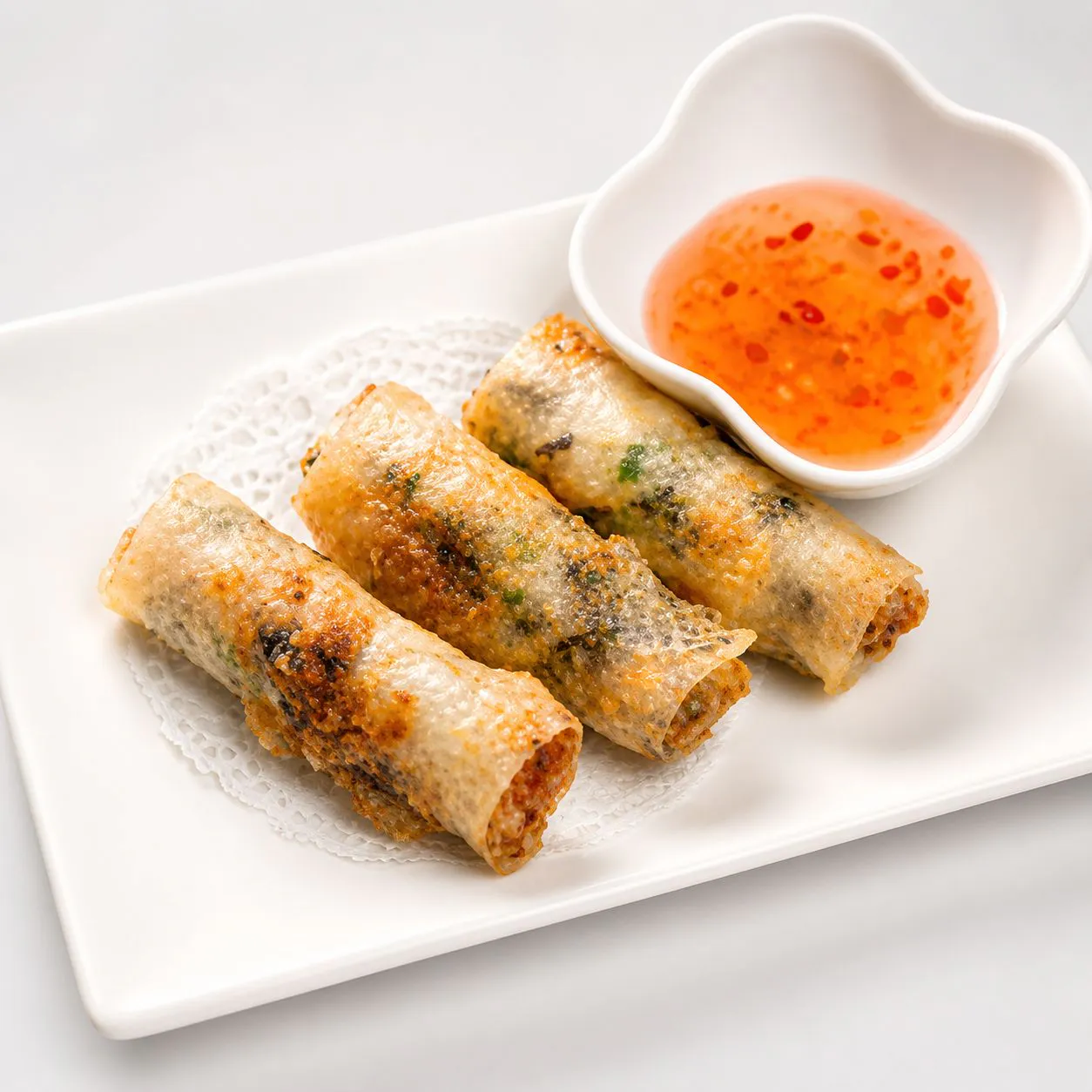 Vietnamese spring rolls with spicy dipping sauce